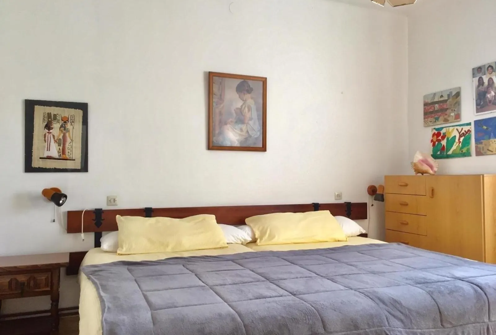 Prázdninový dům Geraeumiges, Strandnahes Ferienhaus Mit Garten Miami Playa