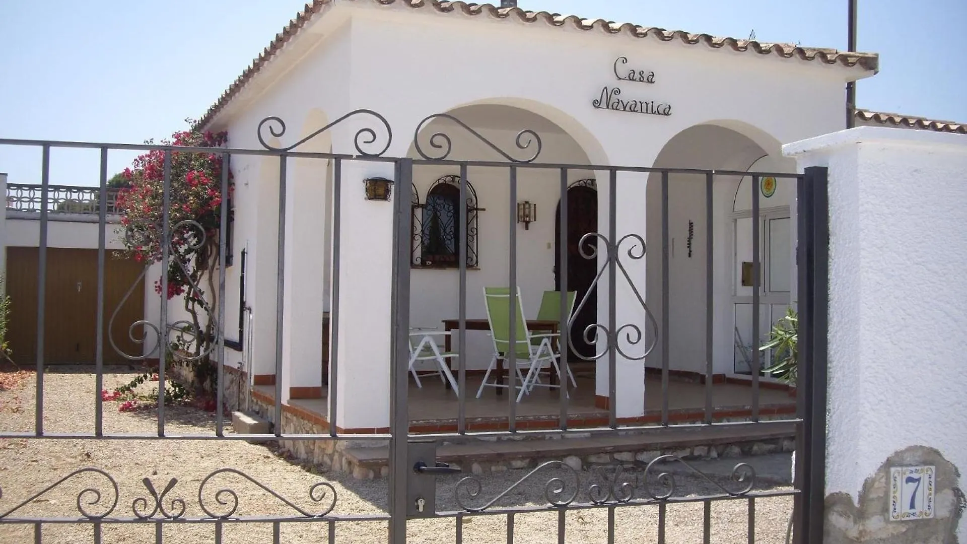 Geraeumiges, Strandnahes Ferienhaus Mit Garten Miami Playa Spain